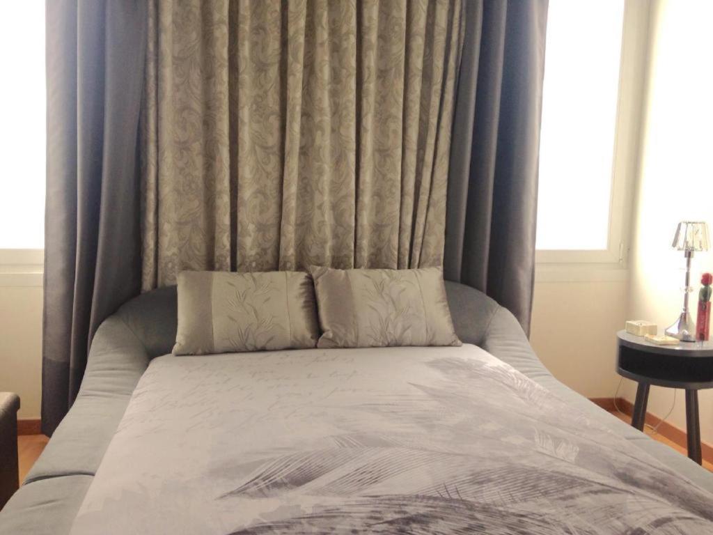 HI71 Lisboa room 1
